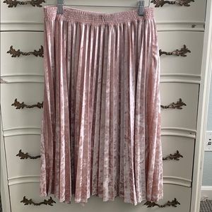 Pink Velvet Pleated Skirt